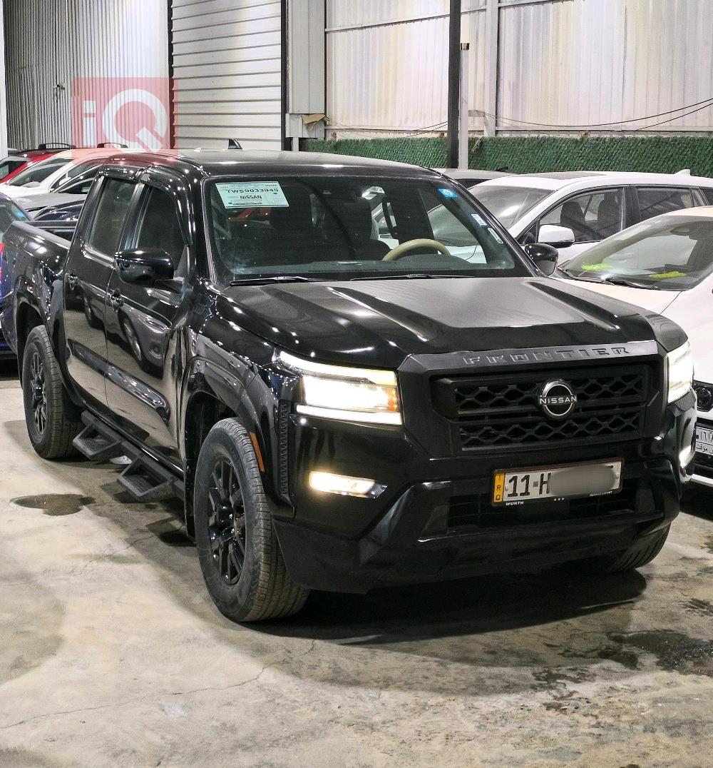 نيسان فرونتر